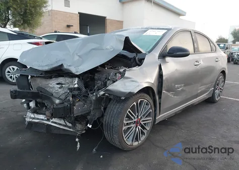 2022 Kia Forte Gt Manual from USA, damaged, VIN 3KPF44AC4NE449632